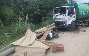 Đi xe máy ngược chiều trên cao tốc Nội Bài - Lào Cai, 4 người tử vong thương tâm