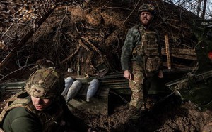 Rộ tin Ukraine bỏ rơi những người bị thương trong trận Avdiivka