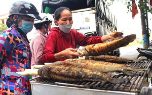 Cần Thơ: Heo quay, cá lóc nướng đắt khách ngày vía Thần Tài