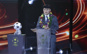 Phạm Tuấn Hải chia sẻ điều bất ngờ khi nhận Quả bóng bạc Việt Nam 2023