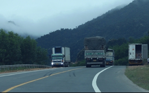 Tài xế lo lắng khi lưu thông ở cao tốc Cam Lộ - La Sơn - Túy Loan