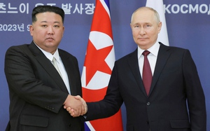 Ông Kim Jong Un nhận quà tặng xe hơi từ Tổng thống Nga Putin