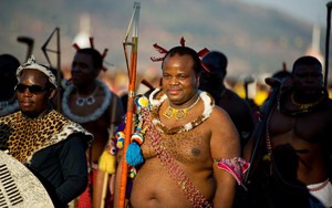 Mswati III: Vị vua ăn chơi khét tiếng thế giới và màn tuyển trinh nữ “độc dị
