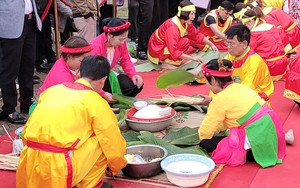 Sôi nổi thi gói bánh chưng, giã bánh giầy ở Lễ hội mùa xuân Côn Sơn – Kiếp Bạc 2024