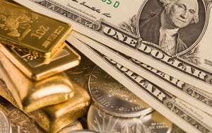 Giá vàng hôm nay 27/2: Vàng trong nước tăng vọt