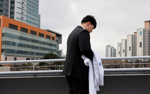 Căng thẳng leo thang giữa chính phủ Hàn Quốc và đội ngũ y, bác sĩ