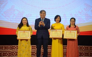 Điện Biên: Trao tặng danh hiệu Nhà giáo ưu tú và tuyên dương học sinh giỏi Quốc gia