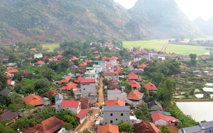 Xuân sớm về xã nông thôn mới ở Sơn La