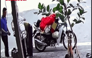 Clip NÓNG 24h: Xác minh vụ việc nhân viên nhà xe Trung Kiên hành hung hành khách tại Lào Cai