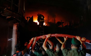 Cháy toà nhà 6 tầng ở Bangladesh, ít nhất 45 người chết