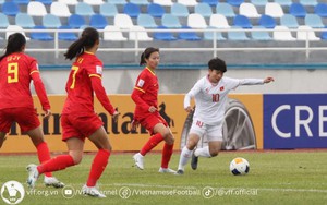 Kết quả U20 Việt Nam vs U20 Guam: Thủ môn U20 Guam nhận thẻ đỏ sau va chạm với tiền đạo U20 Việt Nam- Ảnh 9.