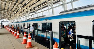 Lái tàu người Việt chạy thử nghiệm toàn tuyến metro số 1 TP.HCM - Ảnh 4.