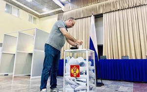 Cử tri Nga tại Việt Nam tiến hành bỏ phiếu bầu cử Tổng thống Liên bang