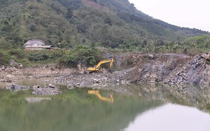 Yên Bái: Mỏ đá nổ mìn không thông báo, đá bay như mưa, người dân sợ hãi