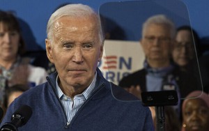 70 cựu quan chức Mỹ kêu gọi ông Biden cứng rắn với Israel