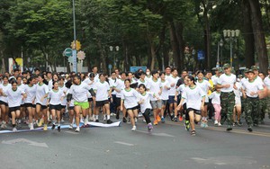30.000 người TP.HCM cùng tham gia Ngày chạy Olympic