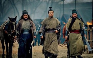 Tại sao Quan Vũ và Trương Phi tài giỏi dù chưa học võ?