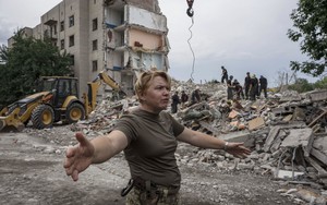 Nga đang dồn lực vào một thành phố trọng điểm ở phía đông, Ukraine như ngồi trên đống lửa