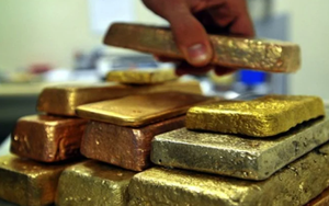 Vụ buôn lậu hơn 6 tấn vàng: Tiếp viên hàng không giúp mang vàng nguyên khối lên máy bay