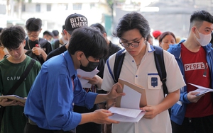 Các trường đại học lớn tại Hà Nội tiếp tục xét học bạ năm 2024, hàng nghìn chỉ tiêu “chờ” thí sinh