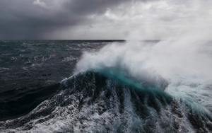 Những con sóng khổng lồ nguy hiểm nhất thế giới nằm ở đâu, cao bao nhiêu mét?