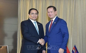 Thủ tướng Phạm Minh Chính gặp Thủ tướng Campuchia Hun Manet tại Australia