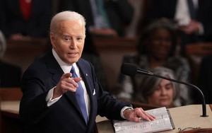 Tổng thống Biden tuyên bố Mỹ 'sẽ không cúi đầu' trước Nga
