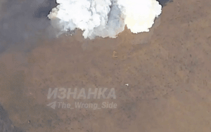 Hình ảnh pháo phản lực HIMARS Ukraine bị Nga tập kích, bốc cháy dữ dội