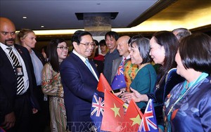 Thủ tướng Phạm Minh Chính tới Auckland, thăm chính thức New Zealand