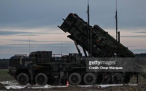 NATO di chuyển tên lửa đến gần biên giới Nga