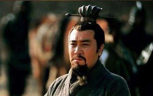 Khác với Tào Tháo và Tôn Quyền, vì sao Lưu Bị chỉ xưng Hán Trung Vương?
