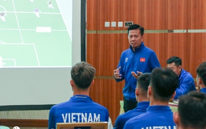HLV Hoàng Anh Tuấn chốt danh sách U23 Việt Nam: Trung vệ 1m87 bị loại