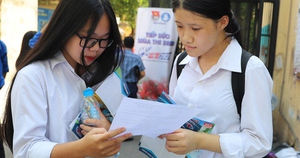 Căng thẳng thi vào lớp 10 ở Hà Nội: Phụ huynh 