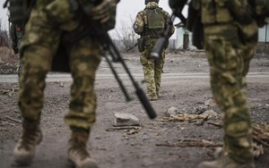 Lực lượng tấn công của Nga đánh úp chiếm giữ thành trì của Ukraine gần Avdeevka