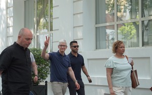Ngày làm việc thứ hai của CEO Apple Tim Cook tại Việt Nam: Truyền cảm hứng tới học sinh Hà Nội