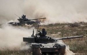Clip: Pháp kêu gọi Nga và Ukraine ngừng bắn theo 