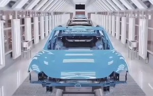 Nhà máy sản xuất xe điện ở Trung Quốc cho ''ra lò'' một chiếc xe trong 76 giây