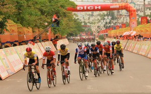 Hấp dẫn chặng 3 cuộc đua xe đạp tranh Cúp truyền hình Thành phố Hồ Chí Minh lần thứ 36 tại Hòa Bình