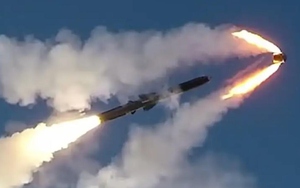 Nga ồ ạt phóng tên lửa, UAV tấn công Ukraine; nổ đường ống dẫn dầu rung chuyển vùng Rostov