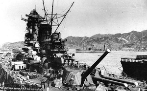 Dùng 280 tiêm kích, oanh tạc cơ và máy bay, Mỹ đánh chìm thiết giáp hạm Yamato