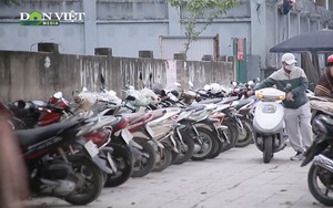 Cận cảnh việc giữ xe không dùng tiền mặt ở Hà Nội- Ảnh 16.