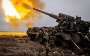 Clip: Khoảnh khắc Nga cho nổ tung kho đạn của Ukraine