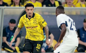 Dortmund đánh bại PSG, Sancho đi vào lịch sử bóng đá Anh