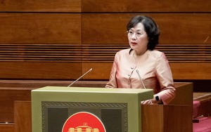 Thống đốc Nguyễn Thị Hồng 