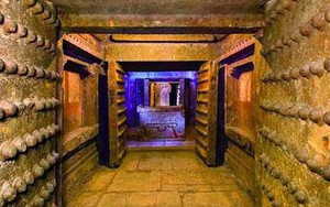 Lăng mộ cổ đại đều bị đóng chặt từ bên trong, người thợ cuối cùng làm sao để thoát ra?