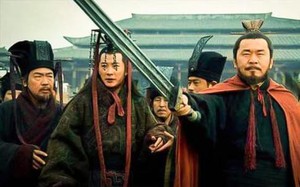 Vì sao Tào Tháo không giết Hán Hiến Đế mà còn gả cả con gái?