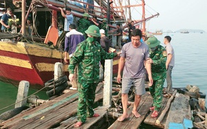 Vụ chìm tàu cá ở Quảng Bình: 1 người tử vong, 11 người đang mất tích