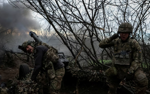 Nga phản ứng đanh thép việc Mỹ bỏ cấm vũ khí với tiểu đoàn Azov