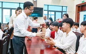 Điện Biên: Tiếp sức học sinh vùng khó Nậm Pồ trước kỳ thi tốt nghiệp THPT 2024