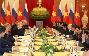 Nội dung chính Tuyên bố chung Việt - Nga, Tổng thống Putin mời Tổng Bí thư Nguyễn Phú Trọng thăm Nga